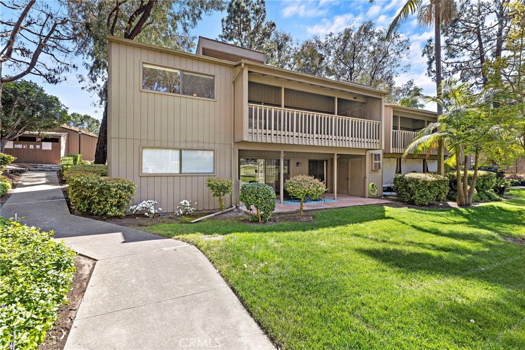 31287 E Nine Drive 28G