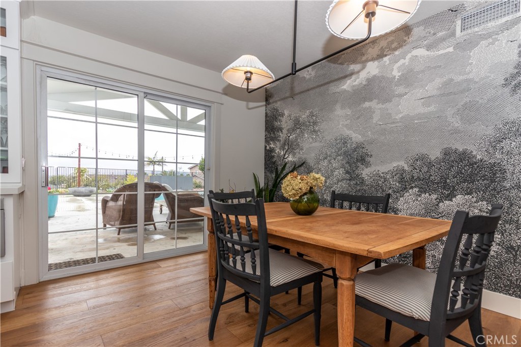 1507 E Sunview Drive