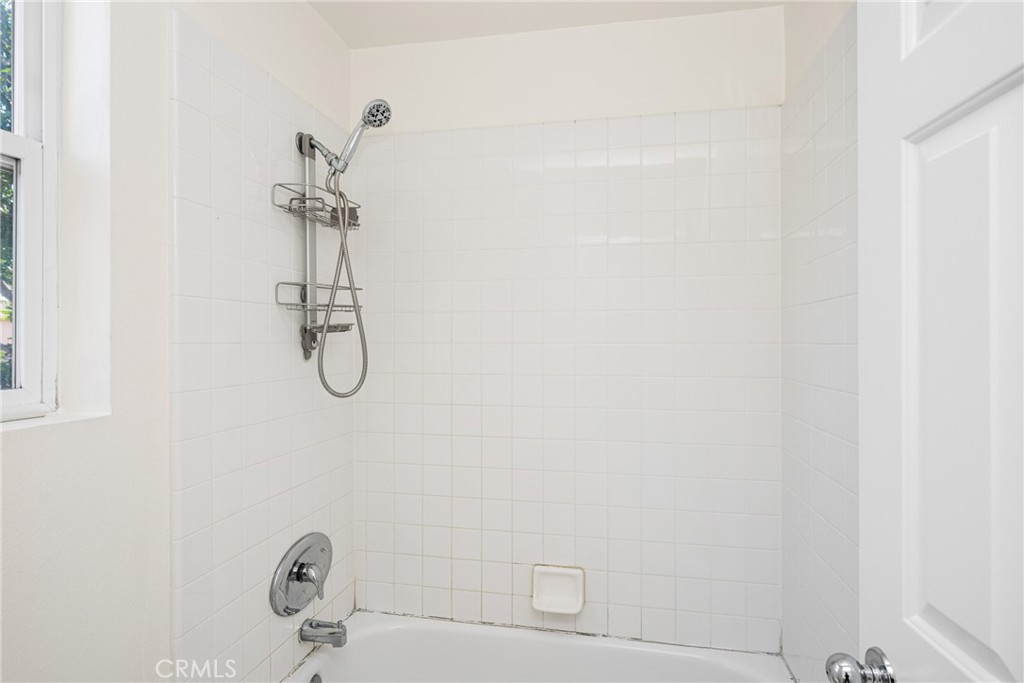 18 Santa Victoria Aisle