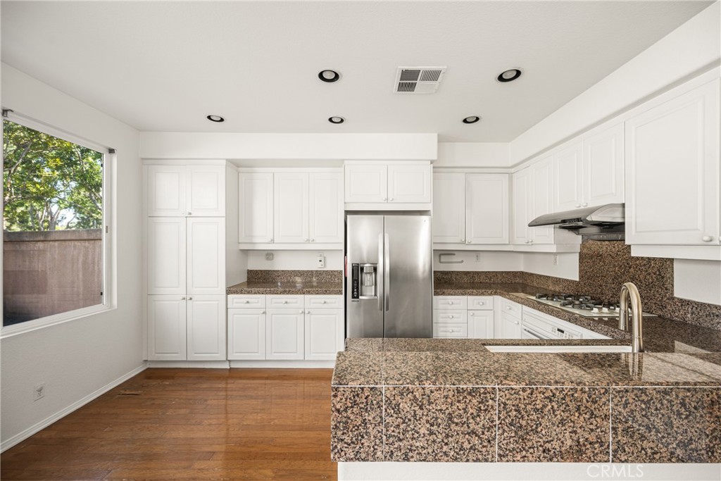 18 Santa Victoria Aisle