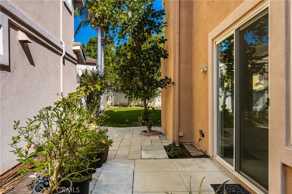 18 Santa Victoria Aisle