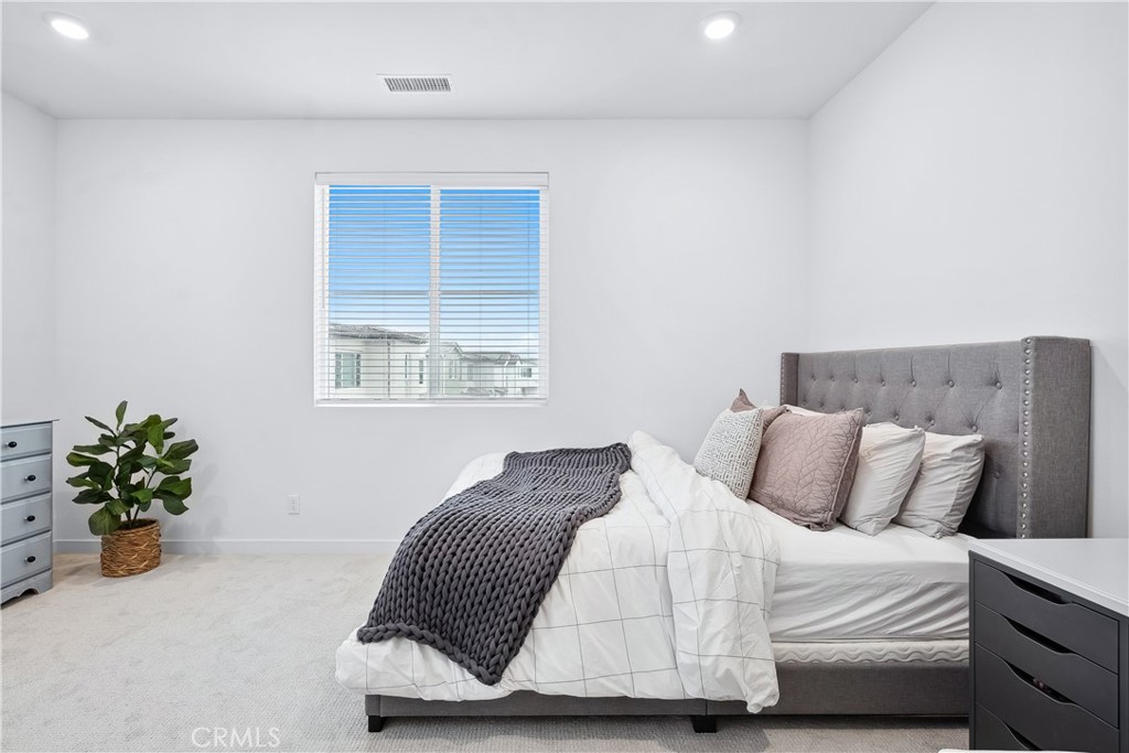 421 Gelding Way