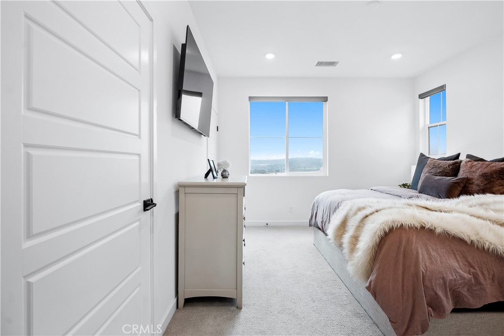 421 Gelding Way