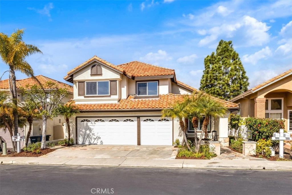 1211 Via Visalia