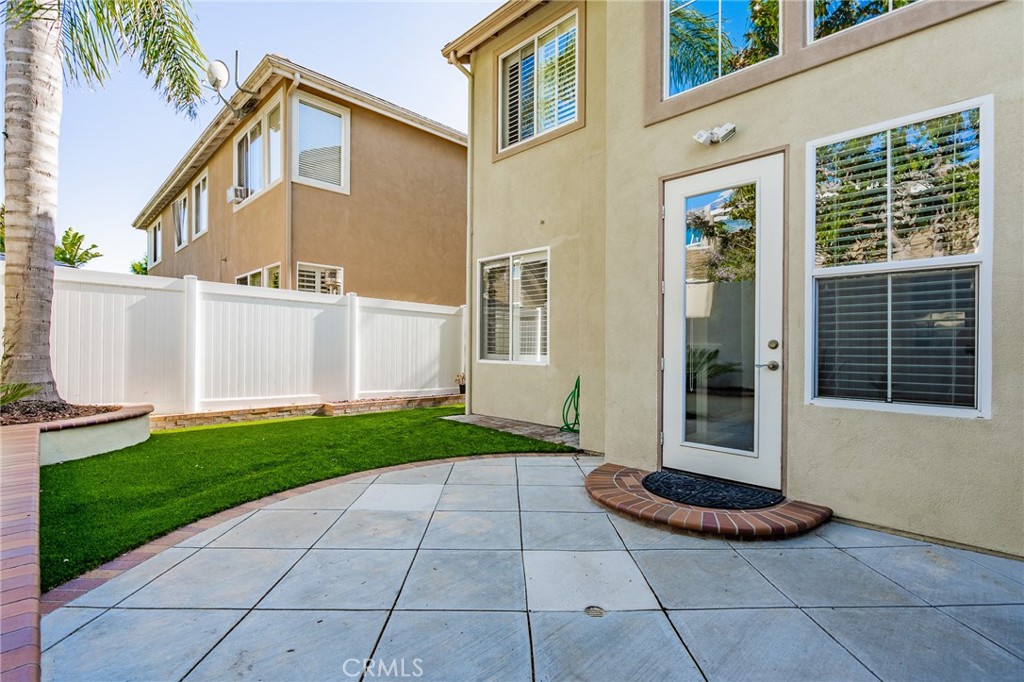 18662 Park Meadow Lane