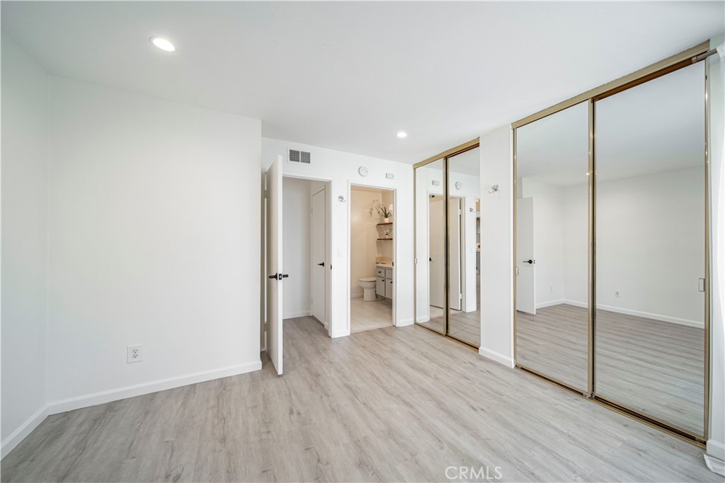 2323 Huntington Street 907