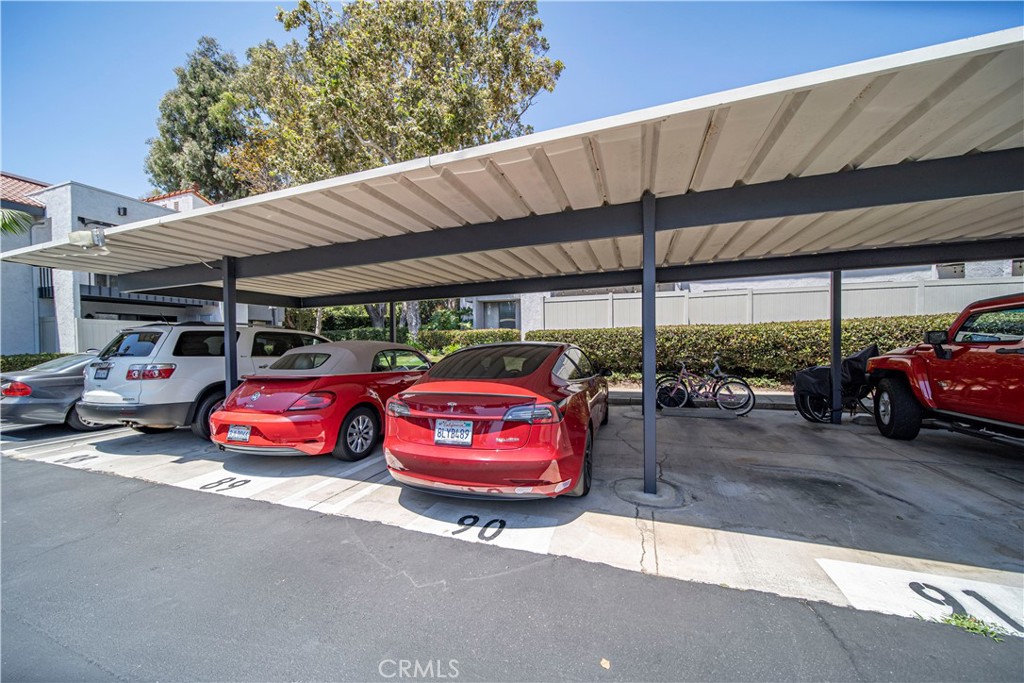 2323 Huntington Street 907