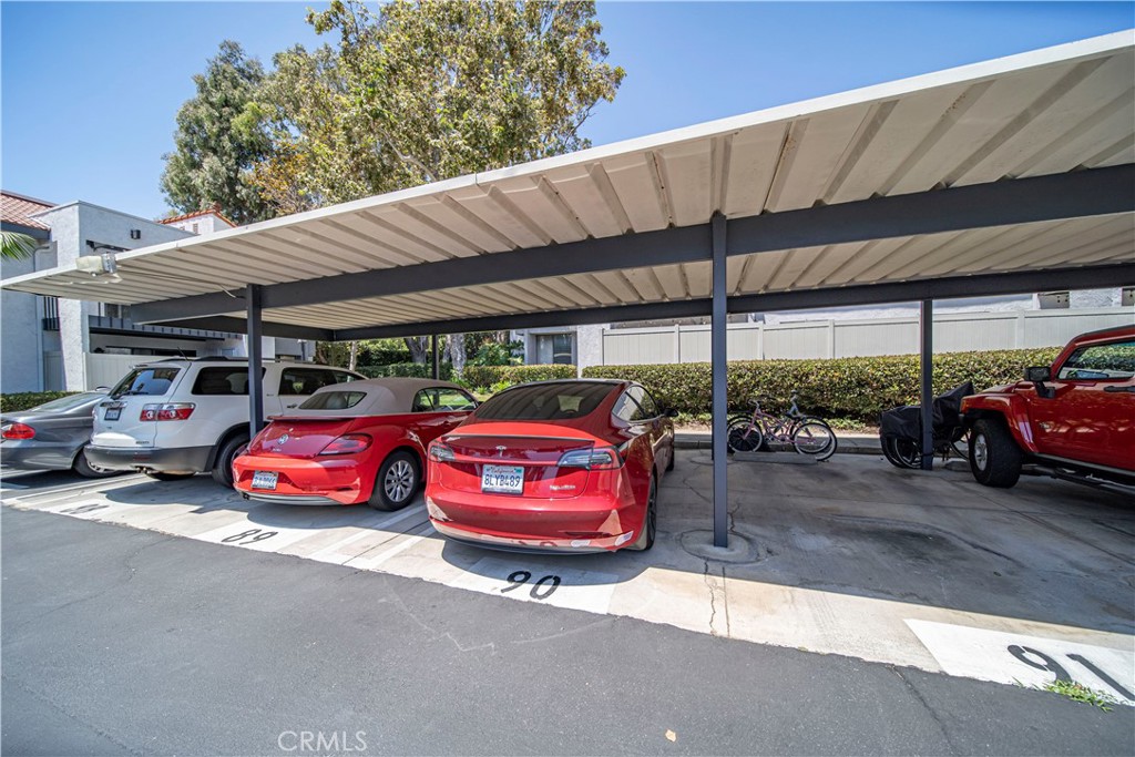 2323 Huntington Street 907
