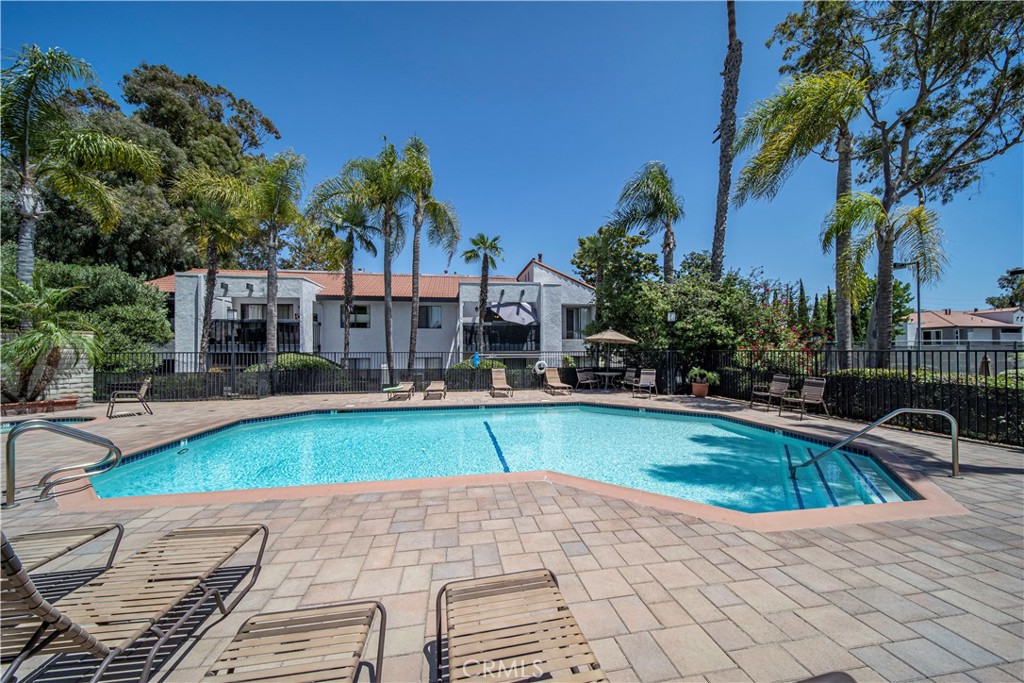2323 Huntington Street 907