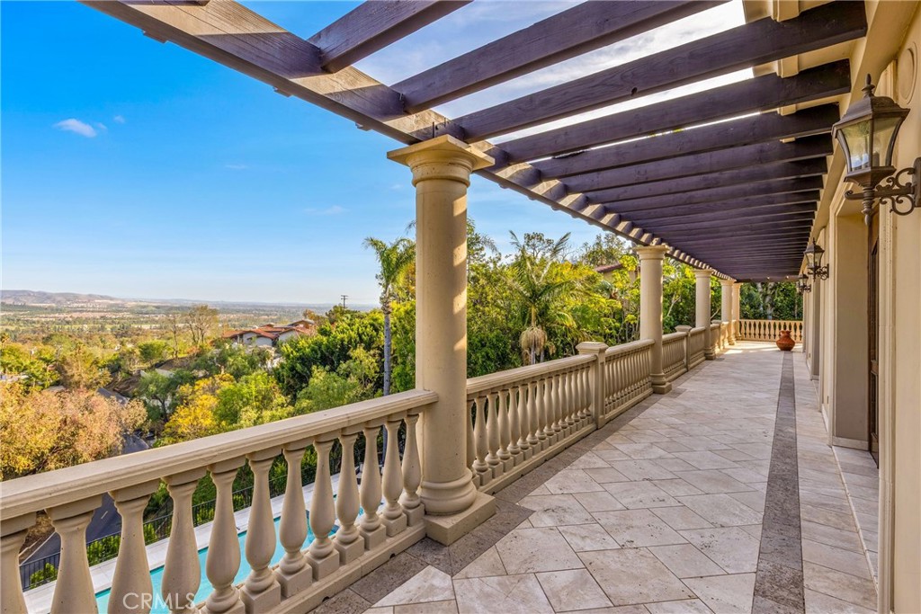 11332 Vista Del Lago