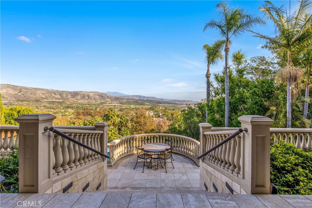 11332 Vista Del Lago