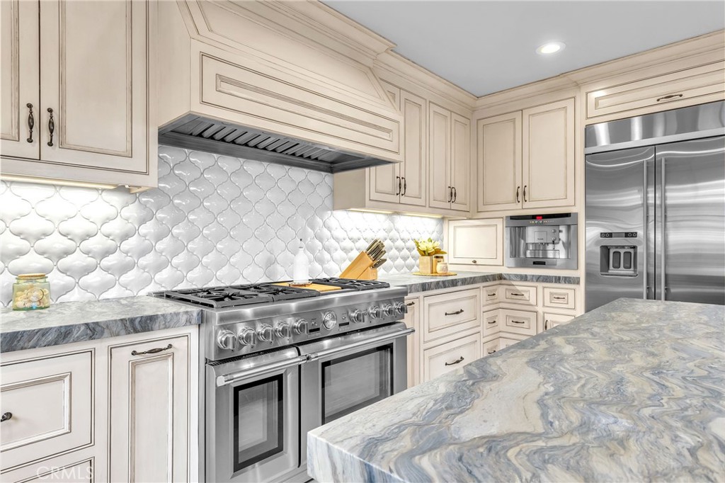 11332 Vista Del Lago