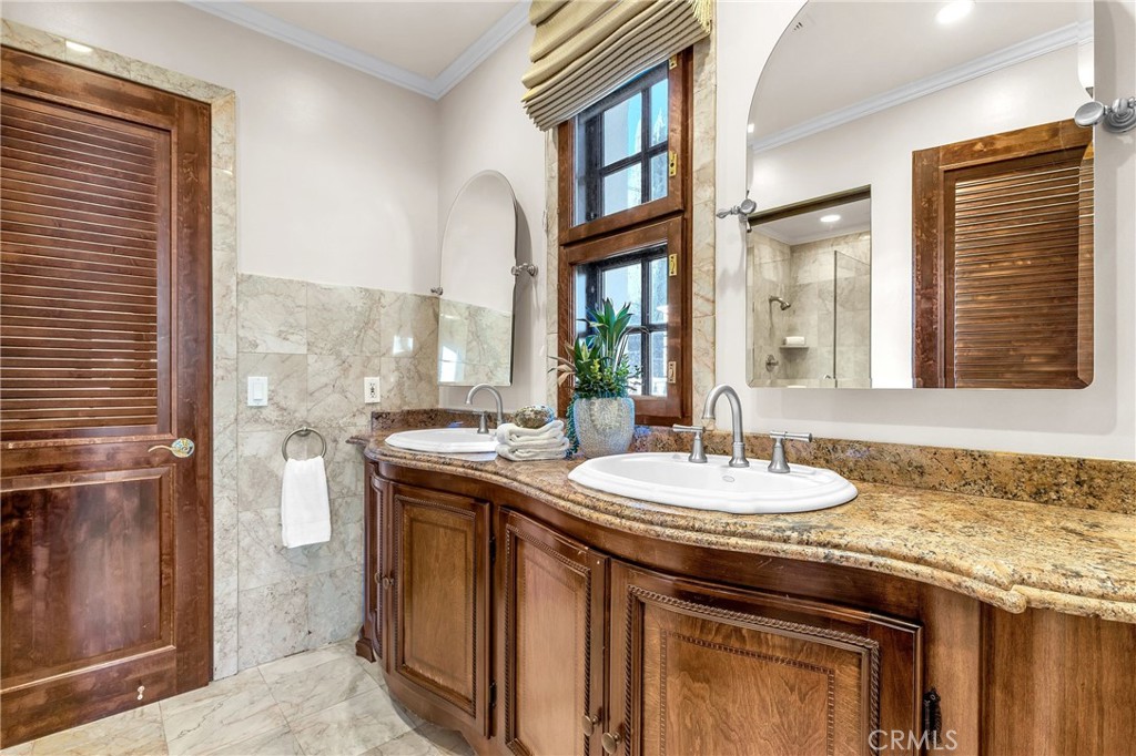 11332 Vista Del Lago