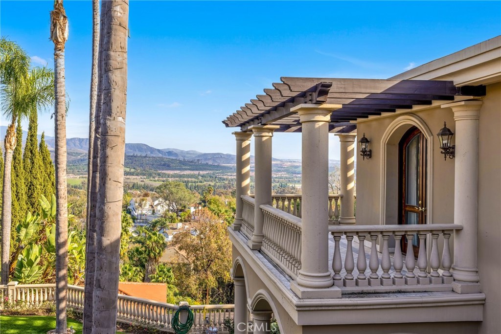 11332 Vista Del Lago