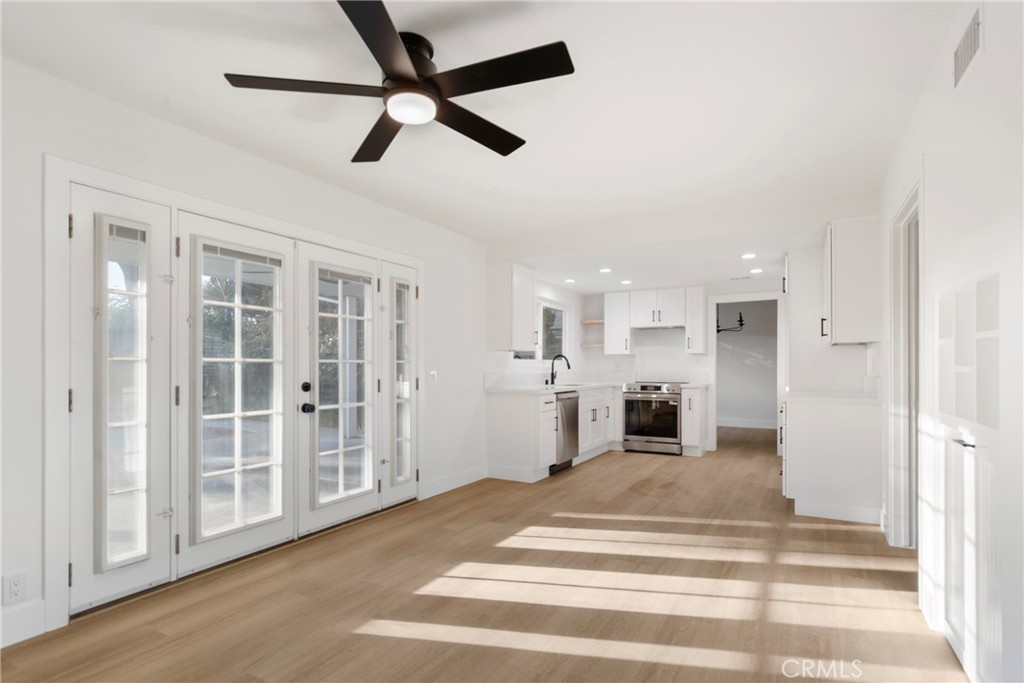 13711 Farmington Road