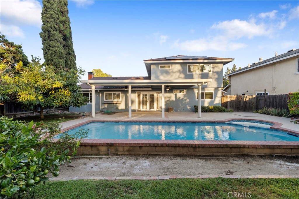 13711 Farmington Road