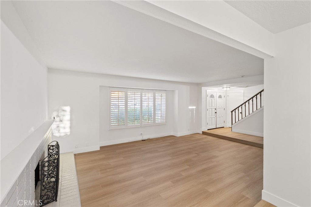 13711 Farmington Road