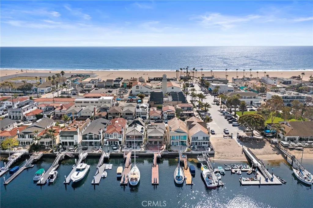 1436 W Bay Avenue