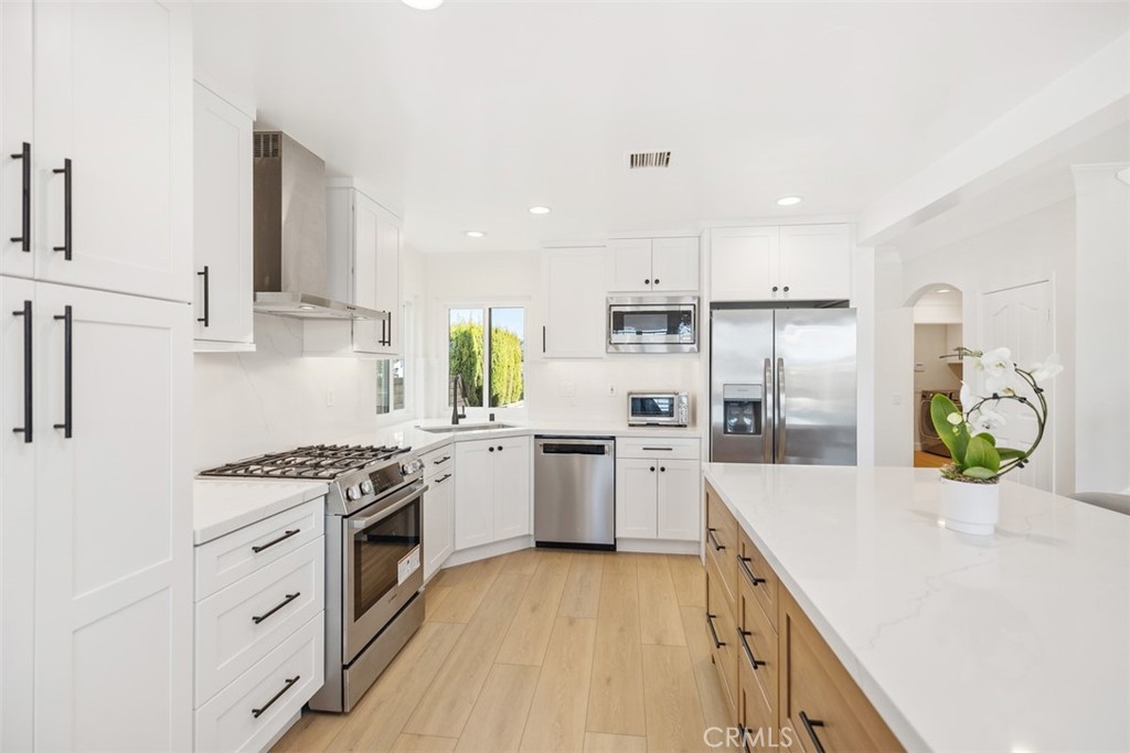 27841 Avenida Armijo