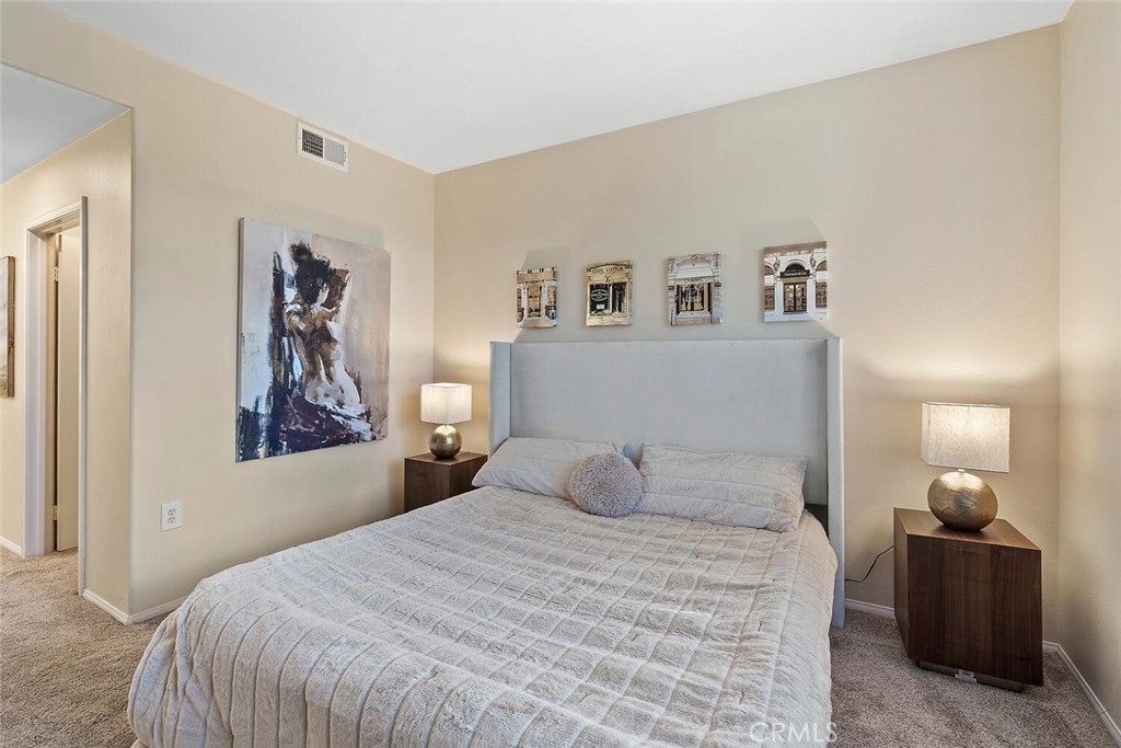 1703 Solvay Aisle 106