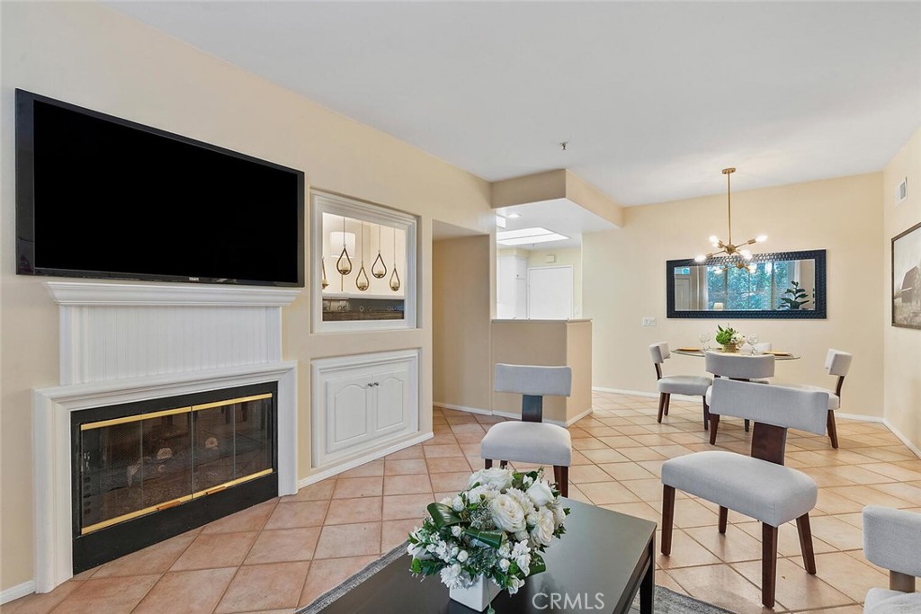 1703 Solvay Aisle 106