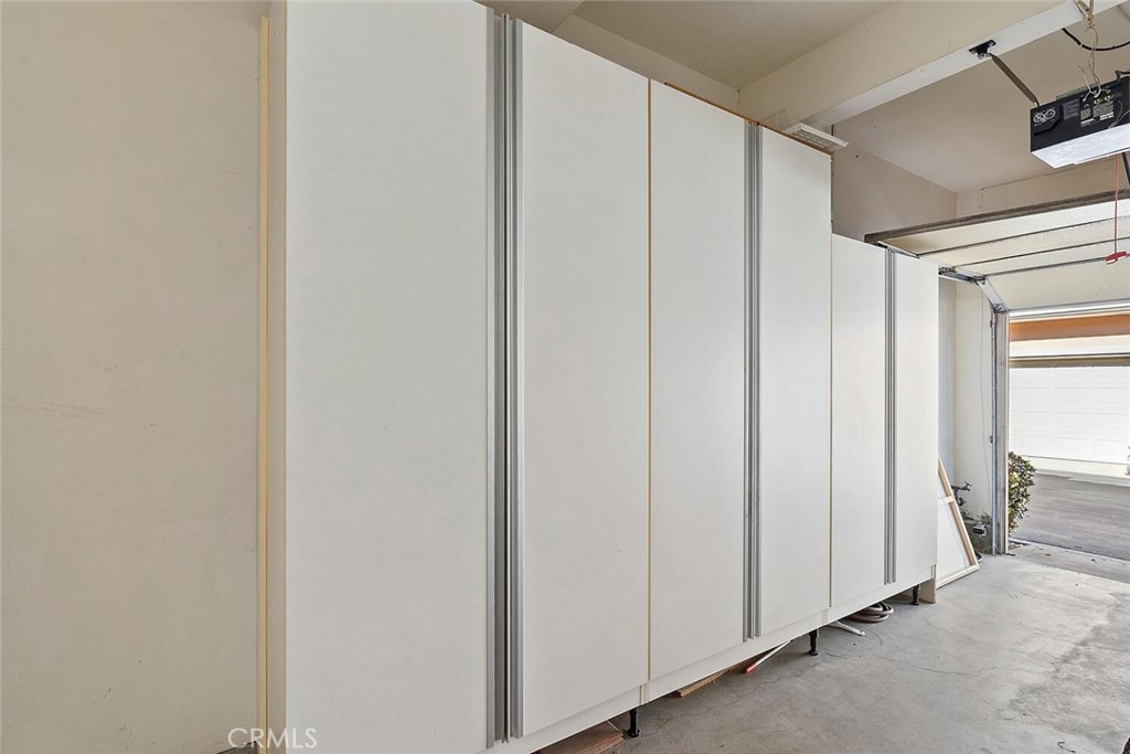 1703 Solvay Aisle 106