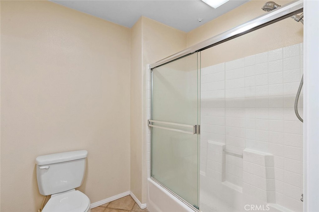 1703 Solvay Aisle 106