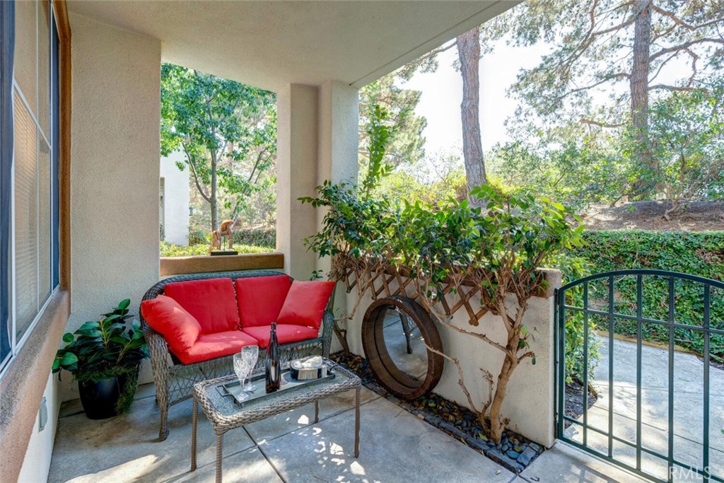 1703 Solvay Aisle 106