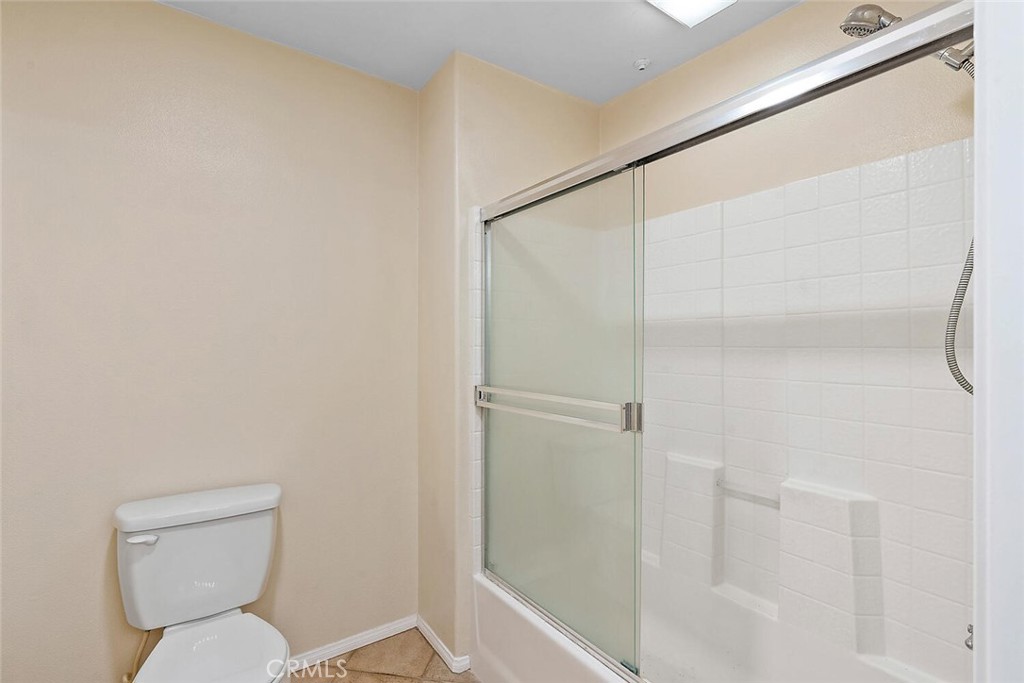 1703 Solvay Aisle 106