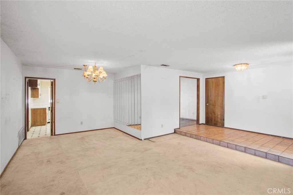 5430 Avenue Juan Bautista