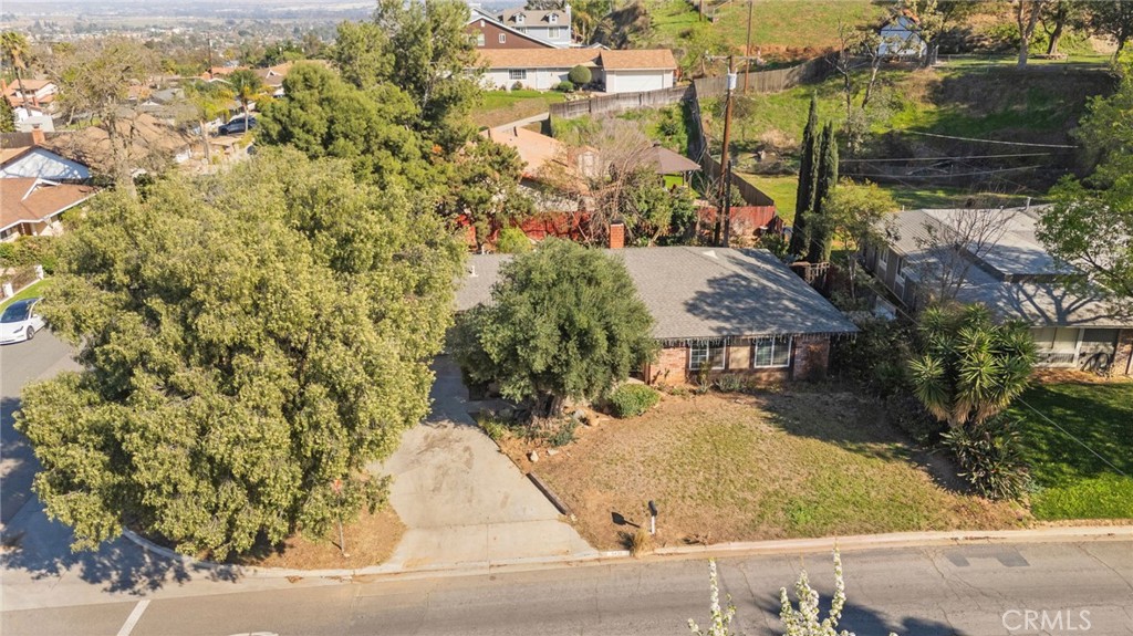 5430 Avenue Juan Bautista