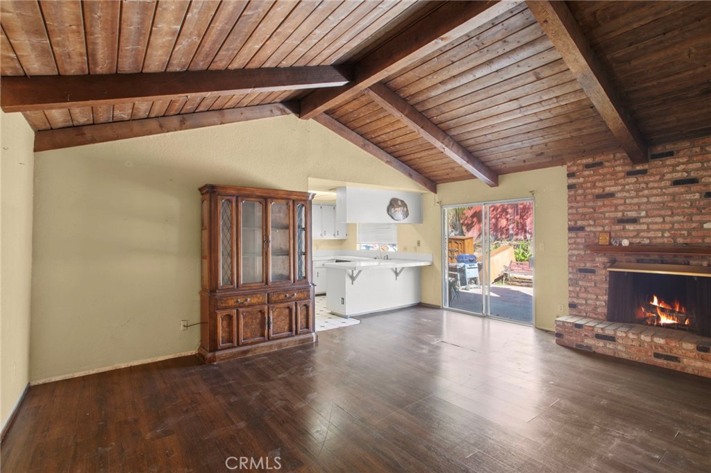 5430 Avenue Juan Bautista