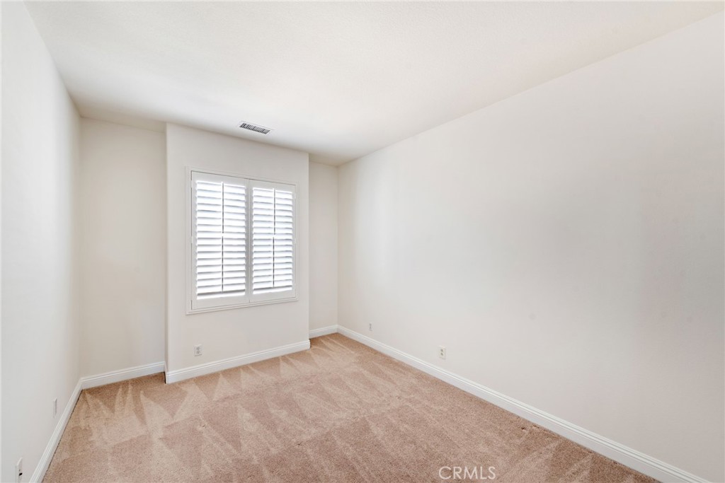 252 W Pebble Creek Lane