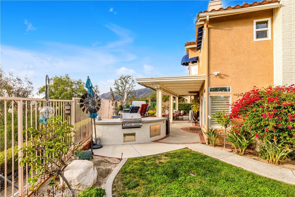 21271 Eastglen Drive