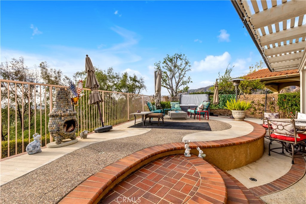 21271 Eastglen Drive