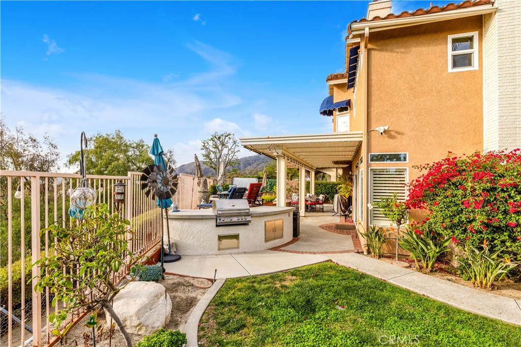 21271 Eastglen Drive