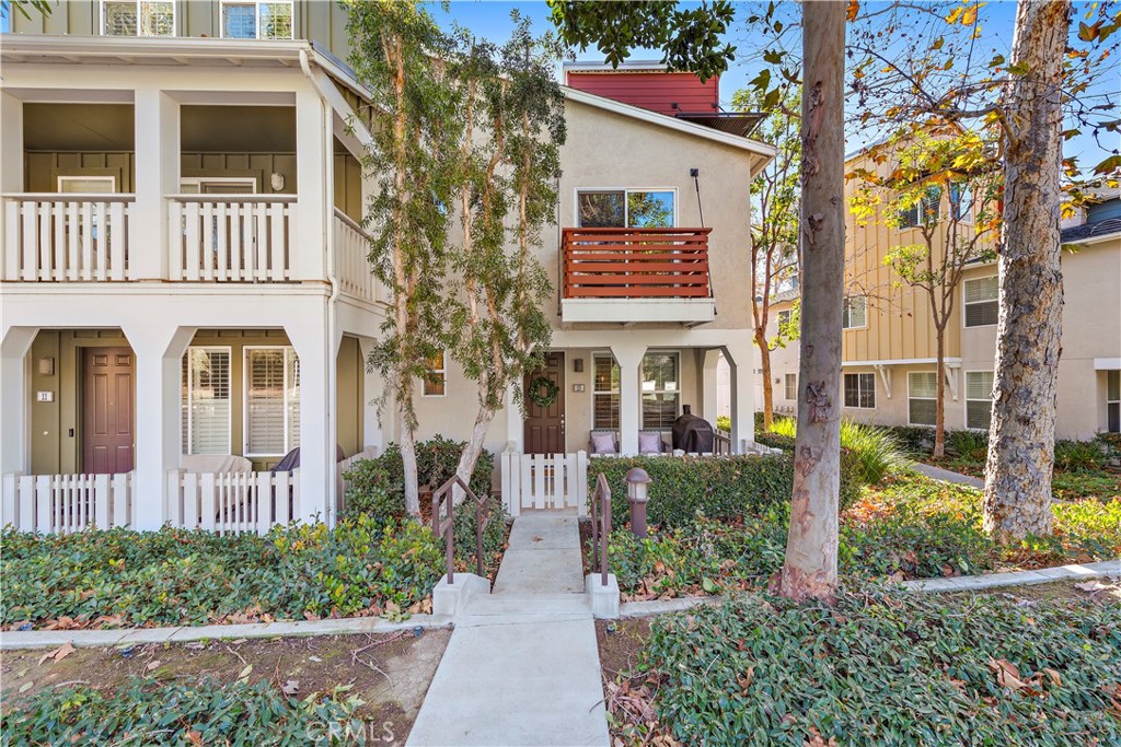 15 Quartz Lane
