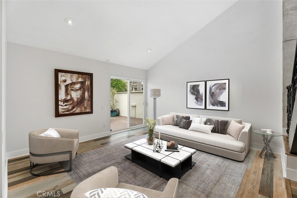 17212 Lynn Lane