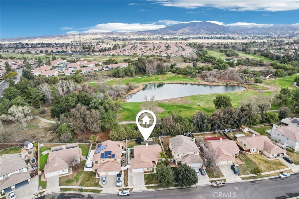 1523 Lakeview Street