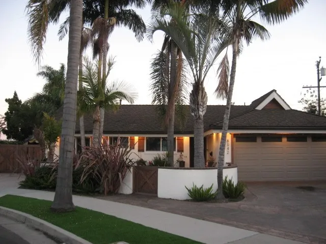 8042 Sail Circle