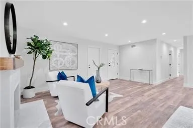 8042 Sail Circle
