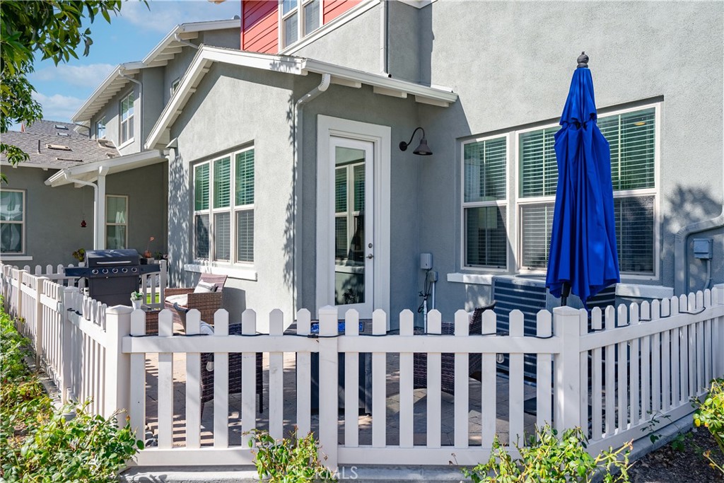 61 Promesa Avenue