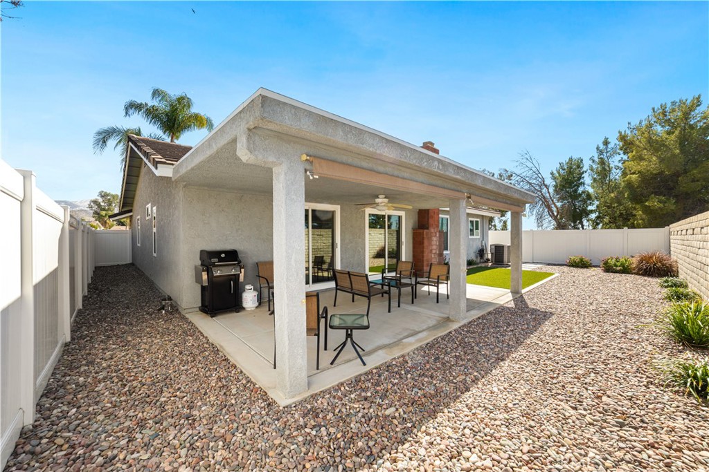 7052 Mountain Avenue