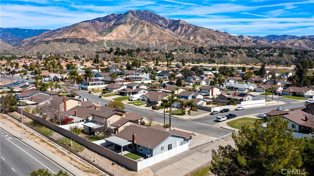 7052 Mountain Avenue