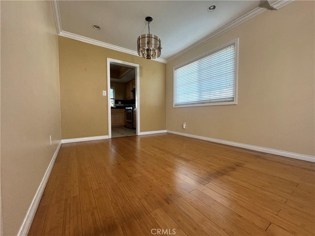 10205 Bunting Avenue