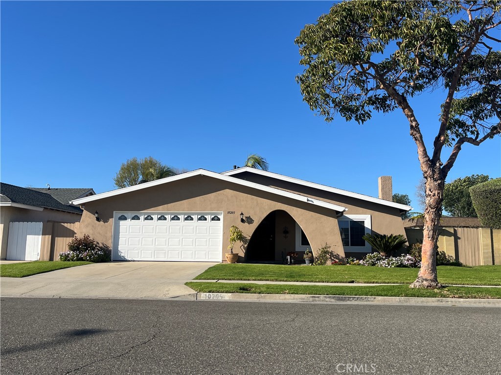 10205 Bunting Avenue