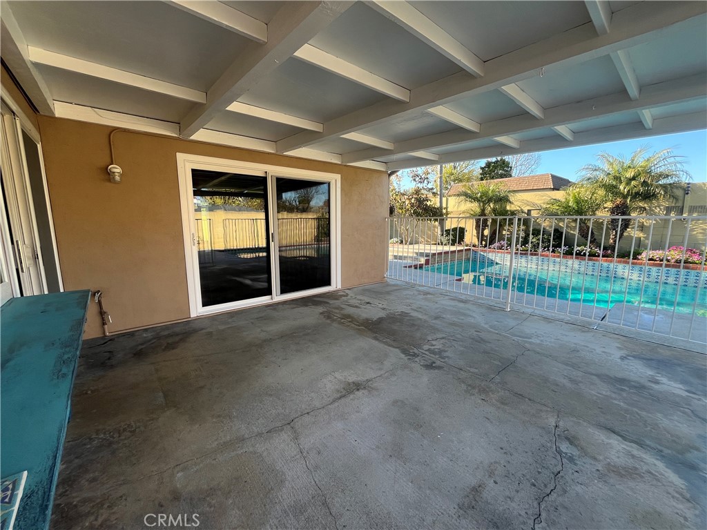 10205 Bunting Avenue