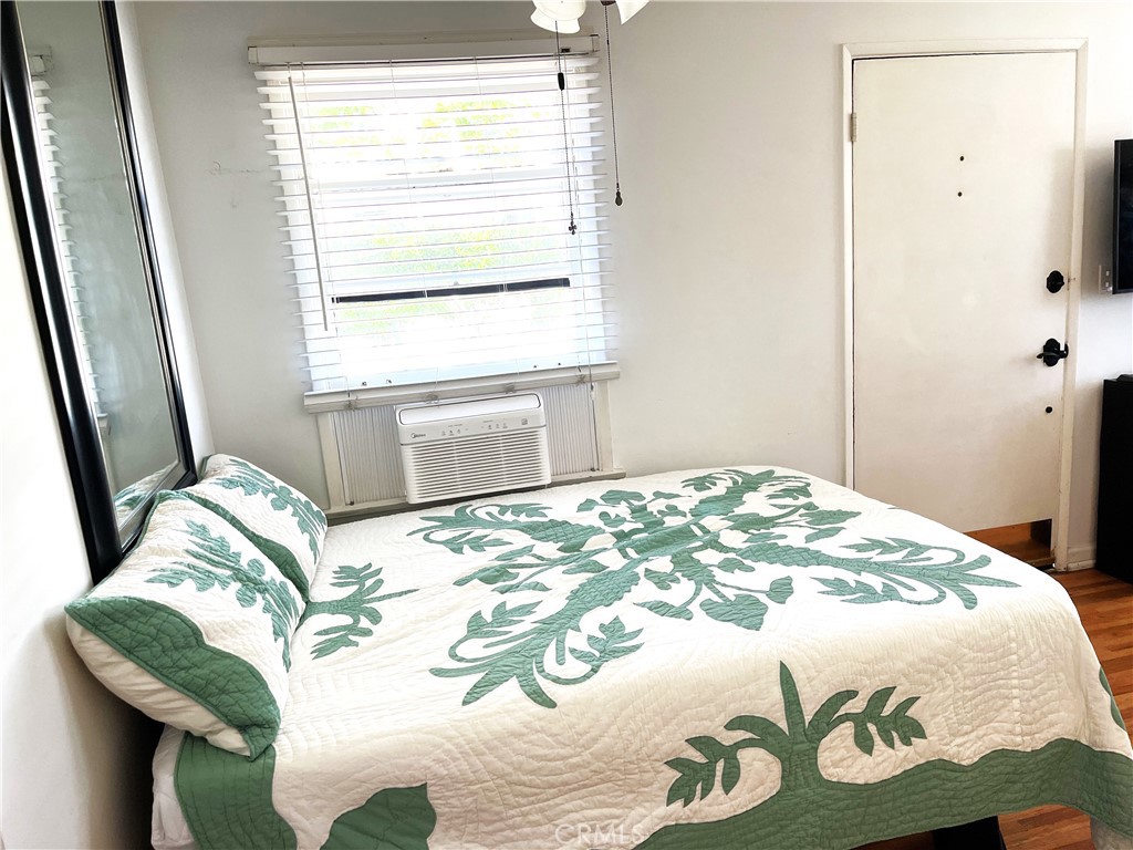 212 S Calle Seville A