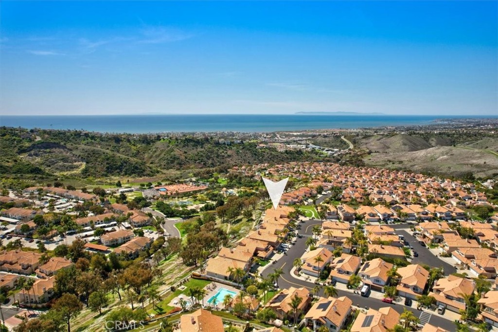 1503 Avenida De Nogales