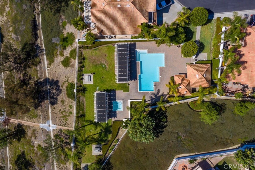 1503 Avenida De Nogales